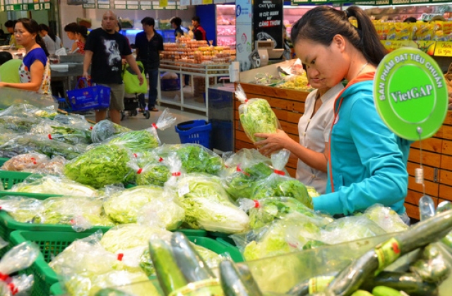 Làm thực phẩm sạch không dễ