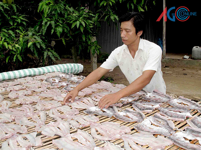 An Giang: Sản xuất khô phục vụ Tết vào mùa
