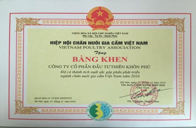 THIÊN KHÔN PHÚ Nhận Bằng Khen của HIỆP HỘI CHĂN NUÔI GIA CẦM VIỆT NAM