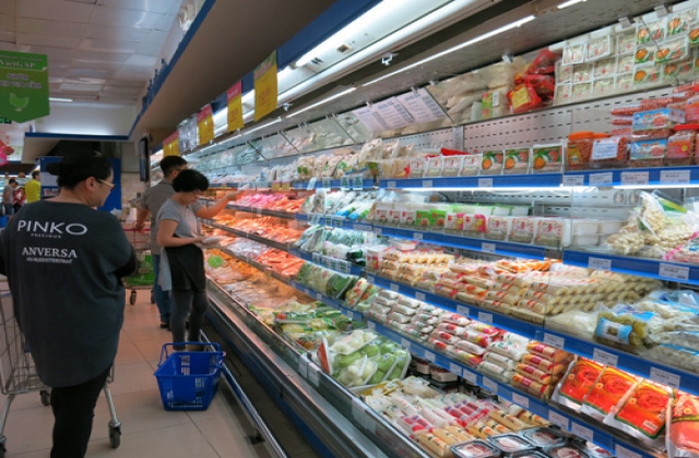 Cuộc đua thị trường bán lẻ tăng tốc