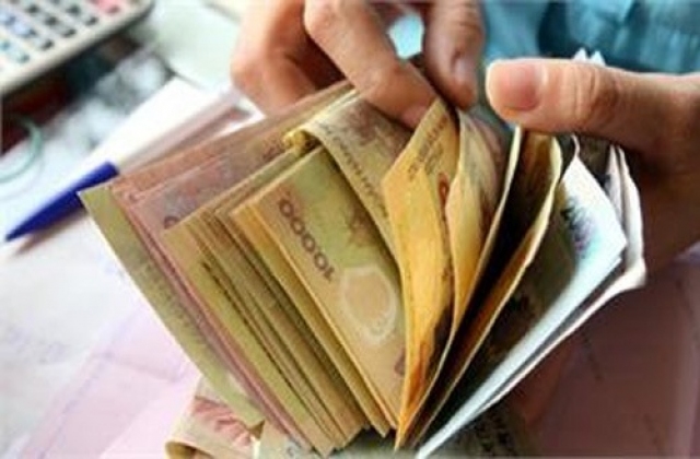 Lại được tăng lương...