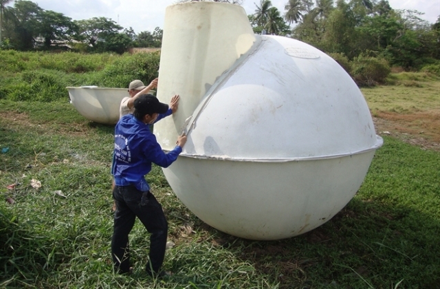 Bùa hộ mệnh' cho nông hộ...