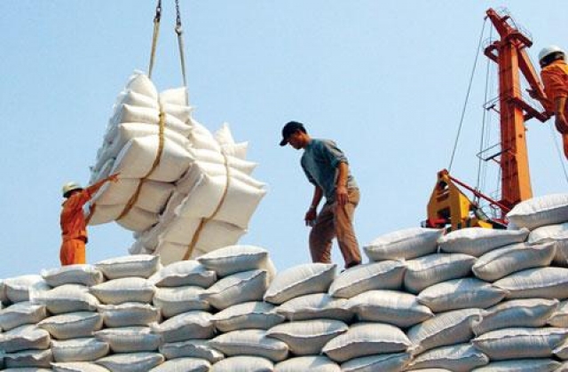 Việt Nam đã xuất khẩu được trên 5 triệu tấn gạo