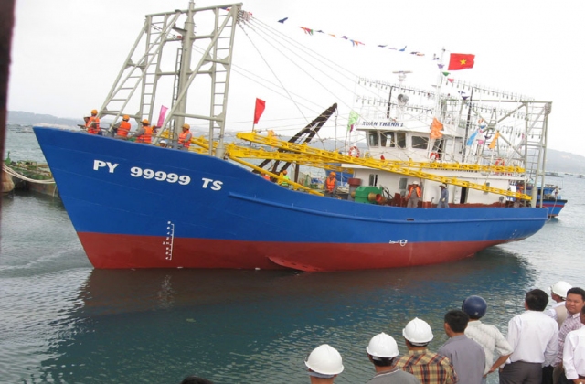 Phú Yên: Hạ thủy tàu vỏ thép đầu tiên trị giá hơn 16,5 tỷ đồng