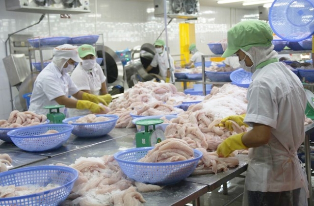 Đừng đẻ ra quy chuẩn trên trời để nông sản ùn ứ