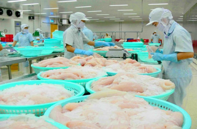 Xuất khẩu sang Trung Quốc tăng: Mừng và lo!