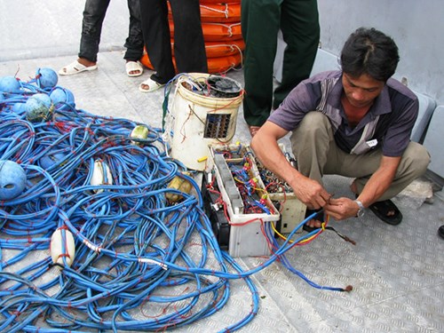 Cà Mau: Xử lí 8 phương tiện vi phạm trên biển