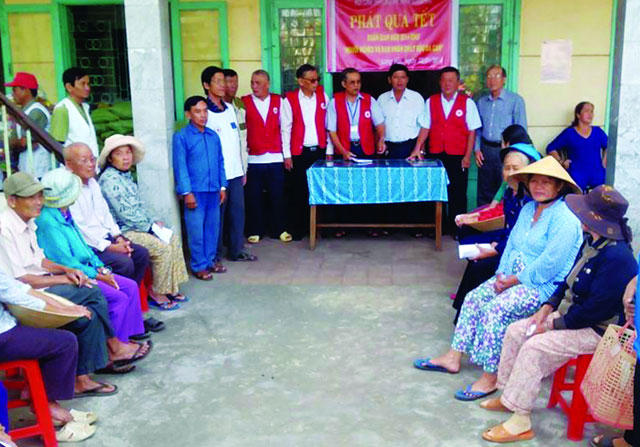 Hết lòng vì mục tiêu chung