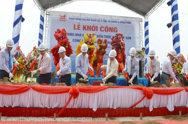 Tập đoàn Sao Mai: Khởi công nhà máy thức ăn cá tra 20 triệu USD