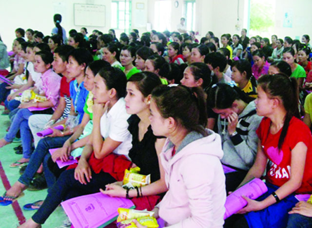 Bà Rịa - Vũng Tàu: Ký hợp đồng tín dụng dự án đóng tàu vỏ sắt