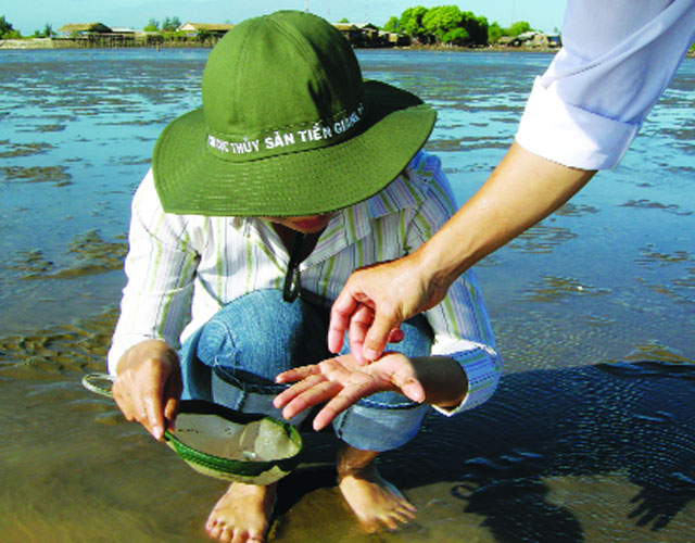 Quan trắc môi trường nuôi: Còn nhiều bất cập